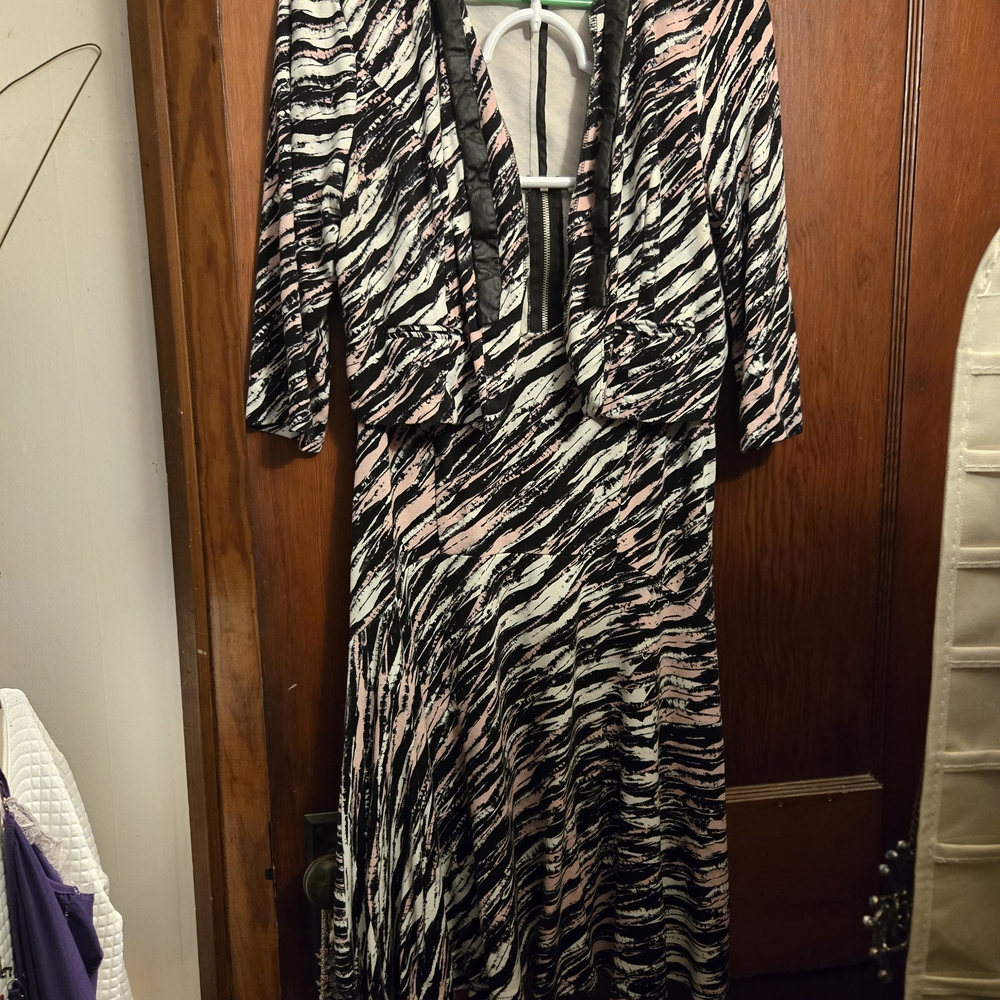 Body Central Pink, Black & White Long Sleeve V-Neck Dress